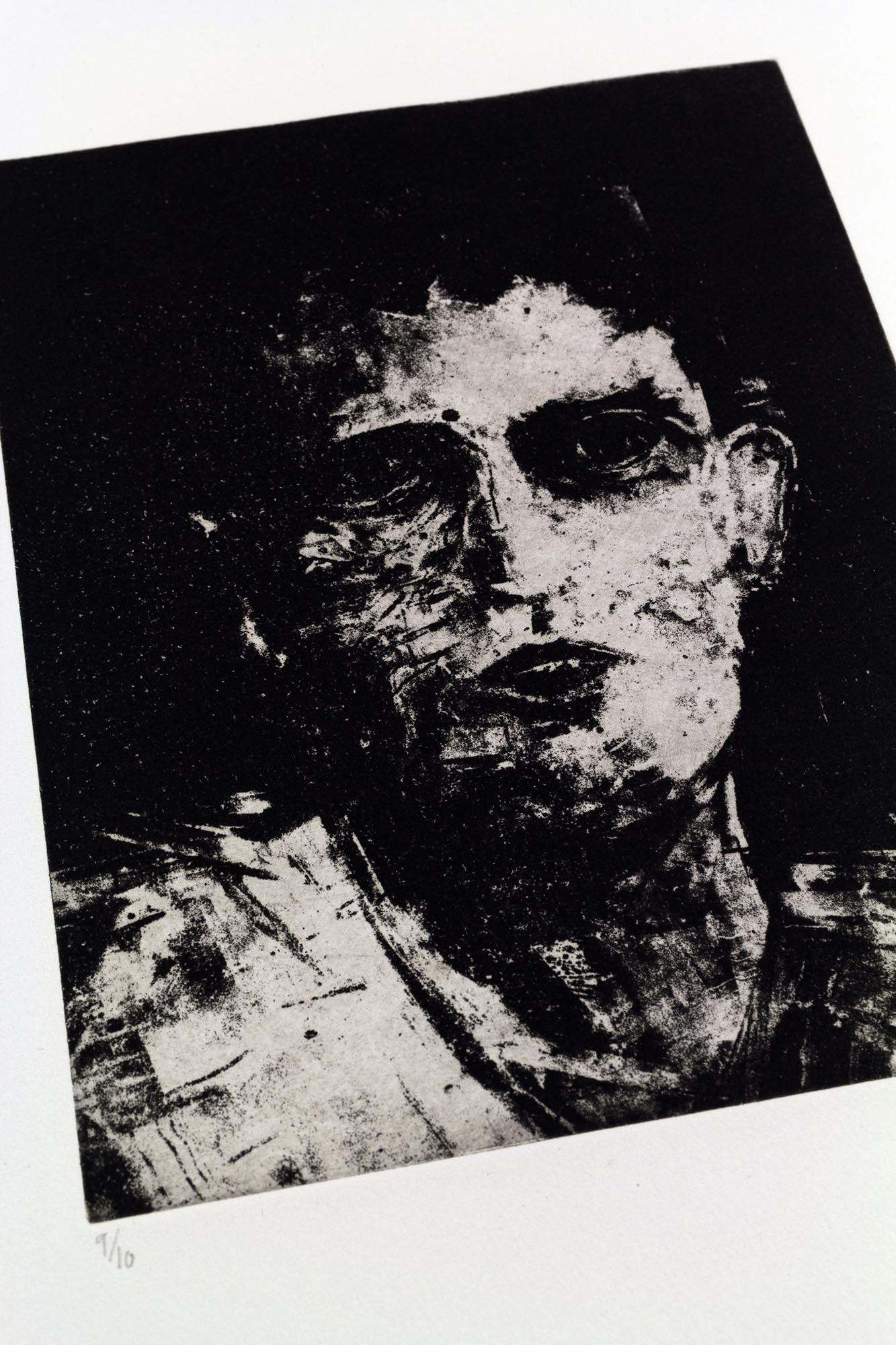 Gravure originale Portrait II par Clément Scarpi, estampe expressionniste noire et blanche au style clair-obscur texturé.