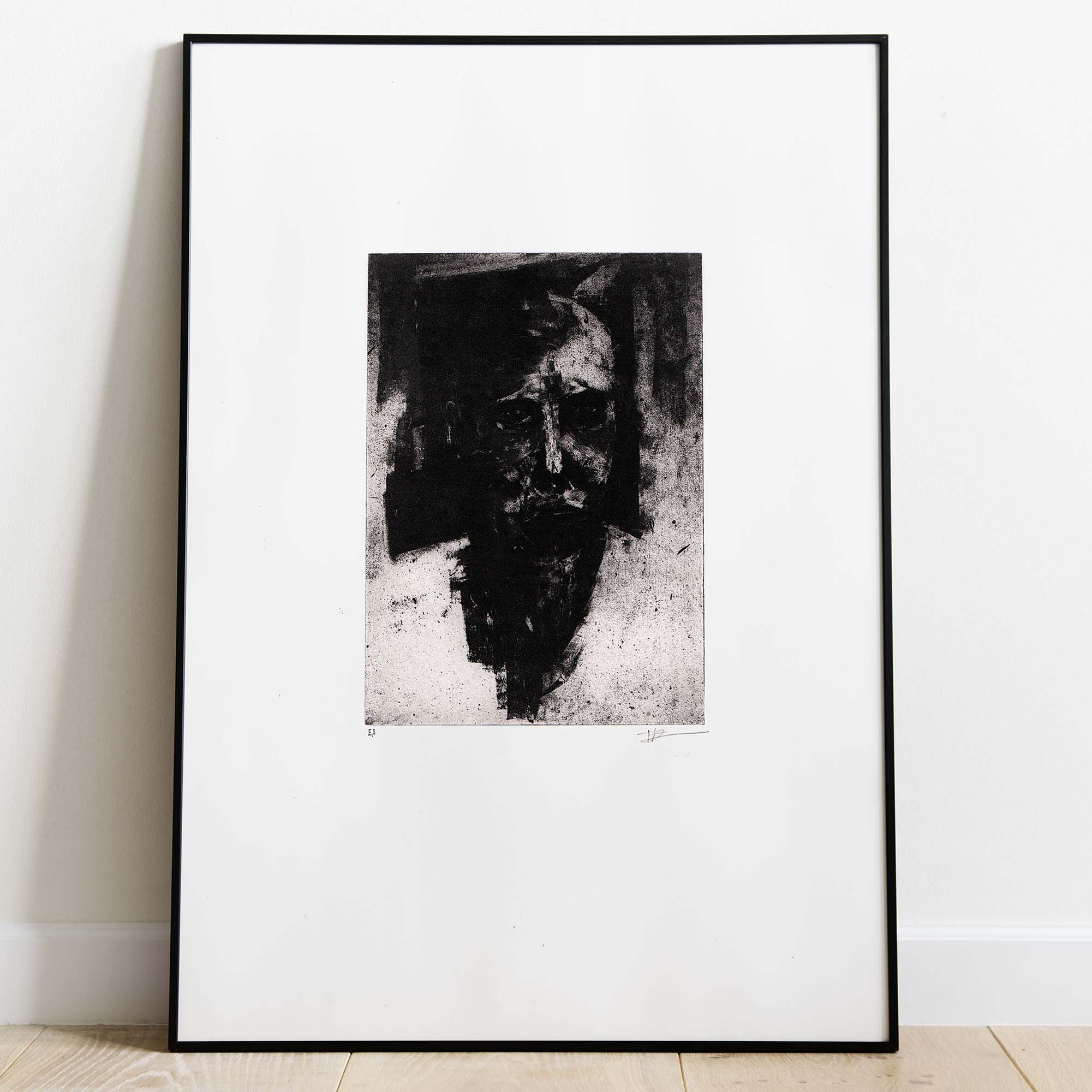 Gravure expressionniste en noir et blanc intitulée "Portrait X", représentant un visage d'homme sombre et texturé, signée de l'artiste et marquée "EA" dans la marge inférieure blanche.